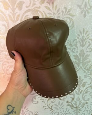 gorra tachuelas marron Gorra tachuelas